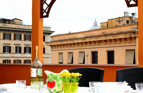 Vatican Apartamento | VatIcan, grandes ofertas, Apart lujoso, Terraza, Dormir 8, Aire acondicionado, Wifi gratis!