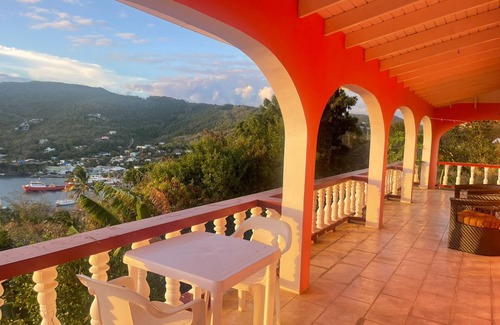 Mount Pleasant Bay Casa | Immaculate 3 Bed Villa Overlooking Admiralty Bay