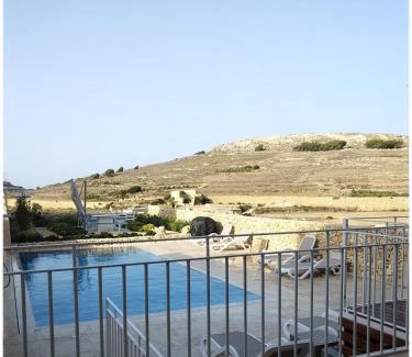 Ta' Pinu Apartamento | Veduta Ta Pinu Apartments with Stunning Views Garden Sauna Pool and Gym