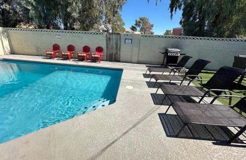 Rancho Oakey Casa | Vegas Getaway: Central 1 story, Private Pool, Game Room