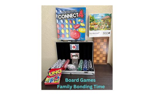 Las Vegas Casa | Vegas Getaway, Pool, Basket Ball, Games, Cook