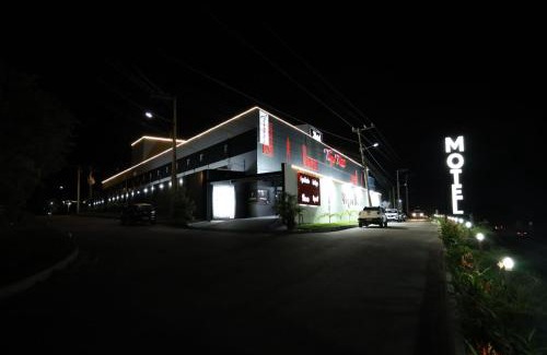 Sao Pedro da Aldeia Hotel | Vegas Motel