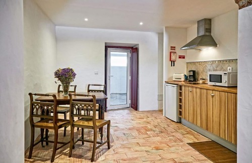 Veiros Casa | Casa Veiros / Estremoz