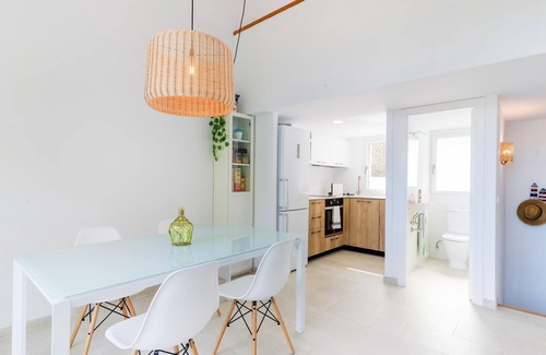 Sa Riera Apartamento | Vela Blanca Sa Riera Duplex, Private parking