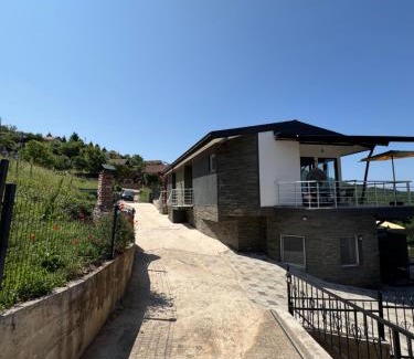 Velestovo Apartamento | Velestovo Panorama House