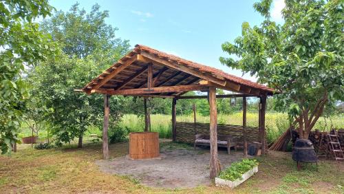 Vedzebi Casa | Veli Guest House საოჯახო სასტუმრო ველი