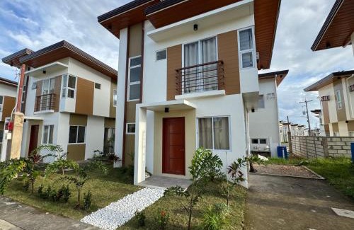 Dauis Apartamento | Velmiro Greens dauis Panglao - 3 bedroom apartment unit P1112