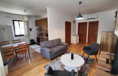 Balatonudvari Apartamento | Velocipéd Vendégház