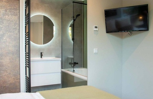 Beekbergen-Zuid Chalet De Esquí | ✓ Veluwehoeve at Recreatiepark Beekbergen ✓ Holiday home for 4 persons ✓ Located in Beekbergen (Gelderland) ✓ Holiday park on the Veluwe ✓ Book directly through the park
