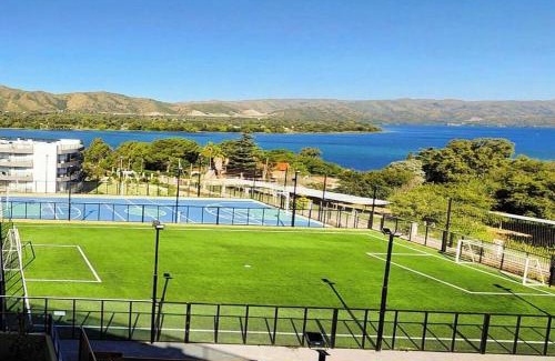 Villa Parque Siquiman Apartamento | Veneto Village - Vista al Lago - 10 minutos a Carlos Paz