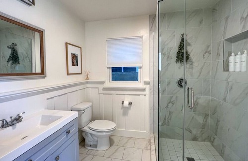 Venice Cabaña | Venice Flower Cottage: 2BD dream in best location