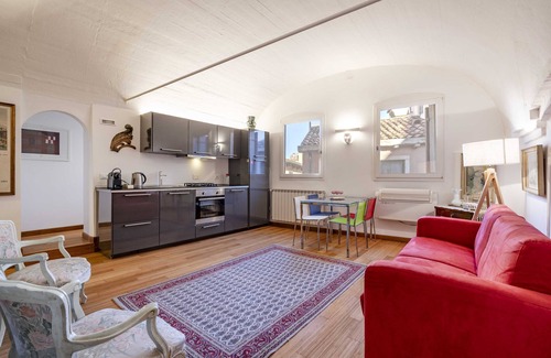 Dorsoduro Apartamento | Venice Guggenheim Apartment by Wonderful Italy