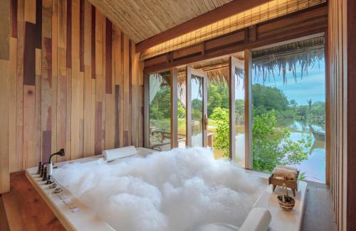Sai Thai Hotel | Venice Krabi Villa Resort