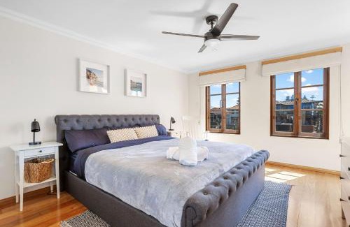 Wannanup Casa | Venice On The Beach Family Waterfront Escape