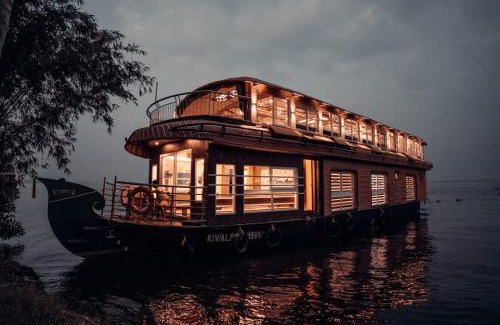 Alappuzha Hotel | Venice Premium Houseboats Alleppey