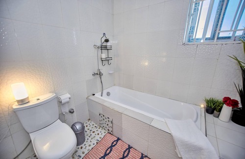 Nzema East Cama Y Desayuno | Venice View Beach Resort