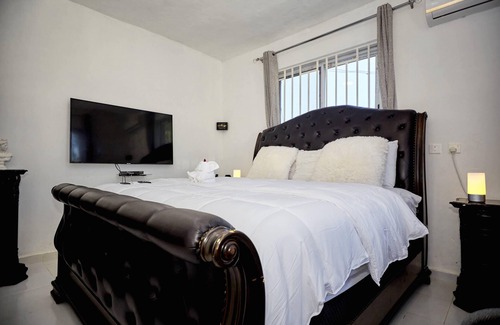 Nzema East Cama Y Desayuno | Venice View Beach Resort