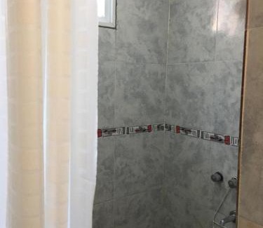 San Nicolas de los Arroyos Casa | Ventanas al sur 2