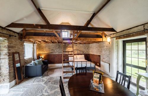 Ventry Casa | Ventry Farm - Rainbow Cottage by Trident Holiday Homes