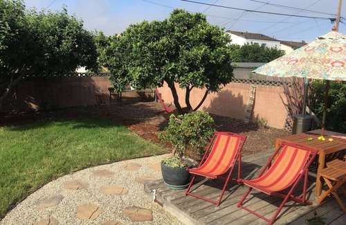 Ventura Casa | Ventura Oasis en una hermosa y tranquila calle arbolada, cerca del centro y la playa