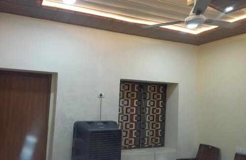 Mathura Casa | VENU NAAD BHAWAN Yatri Niwas