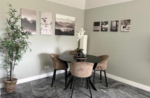 Etten-Leur Apartamento | Verblijf in loft van luxe villa de Vossenberg