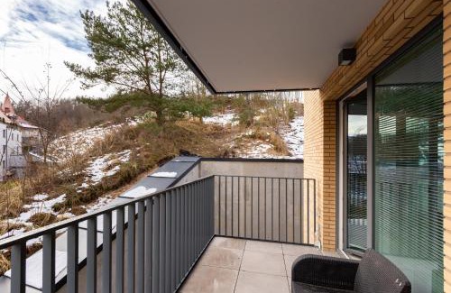 Bretowo Apartamento | Verdant Haven Apartment