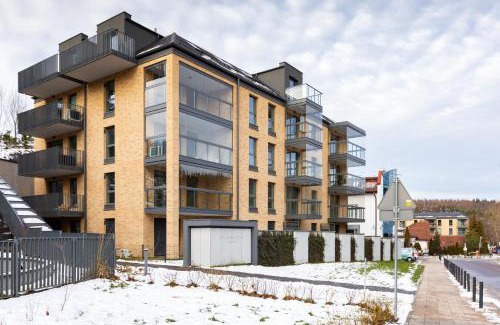 Bretowo Apartamento | Verdant Haven Apartment