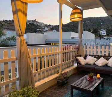 Velilla-Taramay Casa | Verde Esmeralda con parking gratis