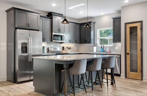 Tallahassee Casa | Verde Midtown Modern 4 bedroom 2 bath sleeps 8