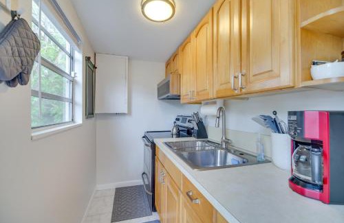 Rock Ridge Apartamento | Vero Beach Studio with Shared Patio about 3 Mi to Beach!