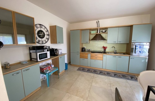 Comero Apartamento | Veronica vacation home with garden