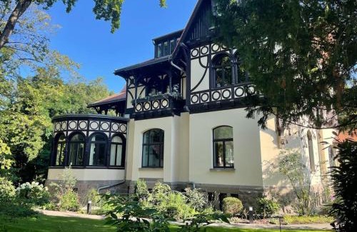 Markkleeberg Casa | Verwunsches Haus mit Parkplatz in bester Lage