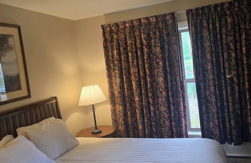 West Kissimmee Complejo | very beautiful, spacious,peaceful Resort with WiFi, AC in Welcoming Clermont.