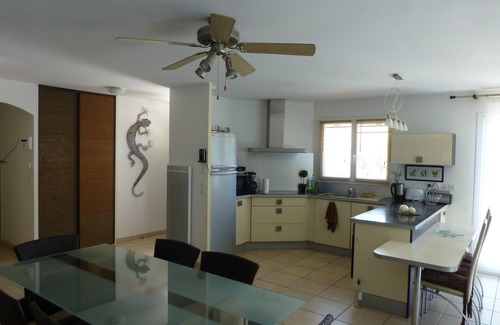 Les Cluses Villa | Muy bonita villa arbolada, piscina climatizada, vistas impresionantes - 8/10 personas