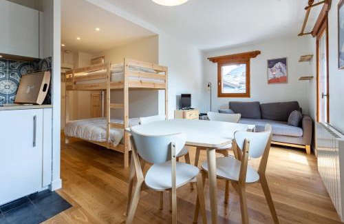 Le Praz Apartamento | Very Bright Cocoon With Balcony Near The Slopes