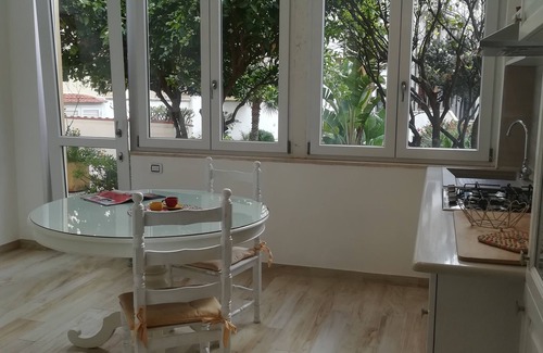 Alghero City Centre Apartamento | APARTAMENTO MUY CENTRICO CERCA DEL MAR CON JARDÍN PRIVADO AIRE ACONDICIONADO WIFI