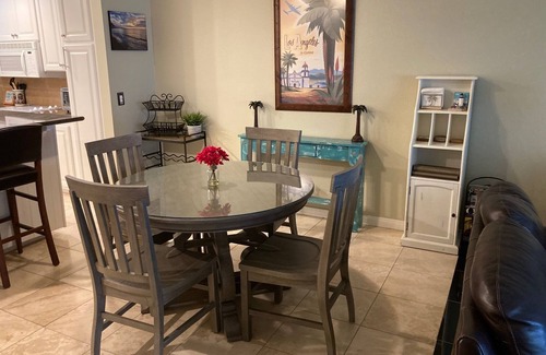 Solana Beach Condominio | Muy limpio condominio frente al mar con Wi-Fi! ¡Vacaciones de 5 estrellas!