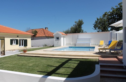 Banzao Villa | Muy cerca de la costa de Colares, piscina privada, capacidad para 9
