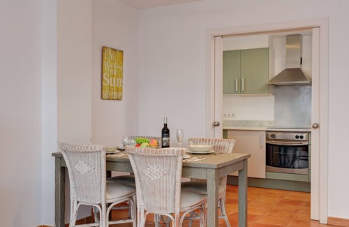 Calella de Palafrugell Apartamento | Apartamento muy confortable con vistas al mar, segunda línea de la playa