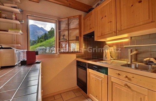 Grimentz Chalet De Esquí | Very comfortable chalet on 2 levels for 6 people, living room with wood-burner, kitchen area with di