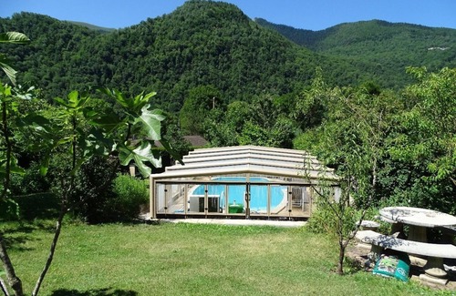 Siguer Cama Y Desayuno | Very friendly bed and breakfast, surrounded by mountains (shower room)