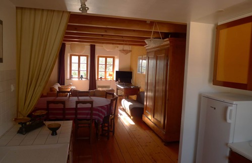 Dounoux Casa | Very nice cottage, 6-8 pers, swimming, hiking, mountain biking