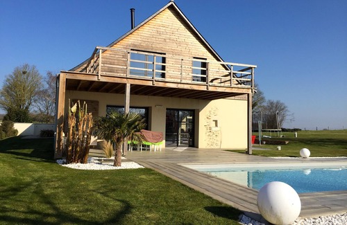 Ecuille Casa | Muy bonita casa totalmente reformada y muy luminosa, un refugio