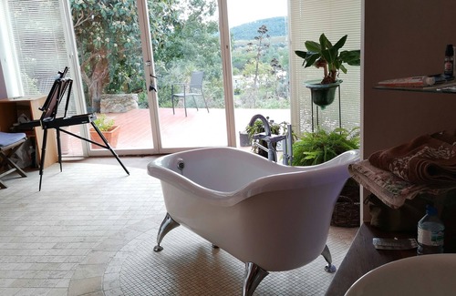 Besse-sur-Issole Otro | Very pleasant Provencal house with a beautiful view of the Provence mountains