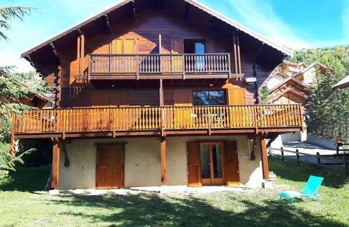 Saint-Chaffrey Chalet De Esquí | Very pretty semi-detached chalet, all comforts, close to the Chantemerle slopes