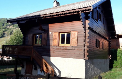 Saint-Chaffrey Chalet De Esquí | Very pretty semi-detached chalet, all comforts, close to the Chantemerle slopes