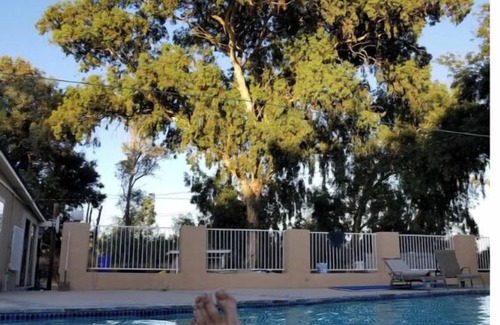 Simi Valley Casa | Very Private Guest House for 8 on Private 3.25 acre Estate behind 2 secure gates