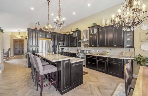 Gilbert Casa | Very private, upgraded family friendly getaway w/pool & luxurious hot tub!