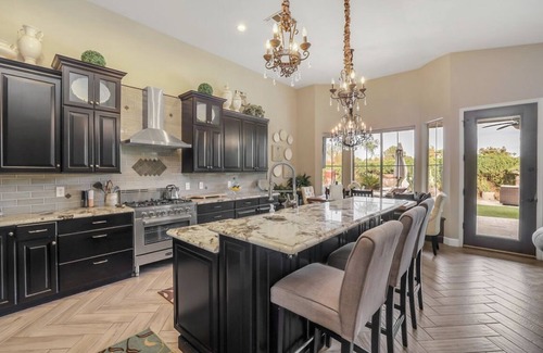 Gilbert Casa | Very private, upgraded family friendly getaway w/pool & luxurious hot tub!